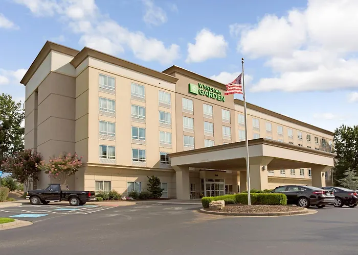 Wyndham Garden Duluth Hotel
