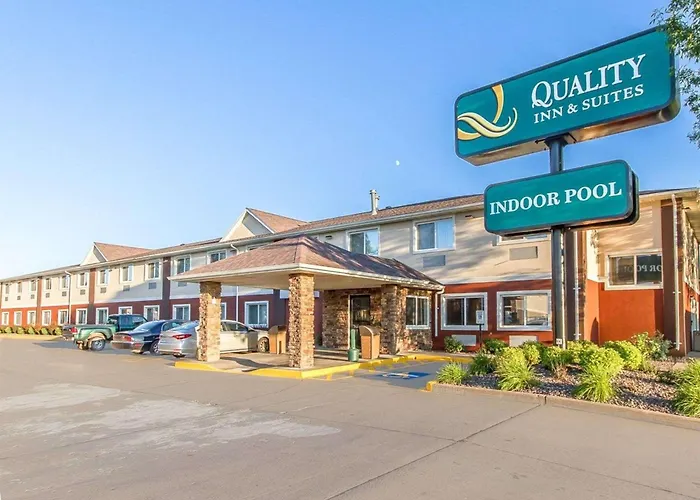 Quality Inn & Suites Eau Claire University Area