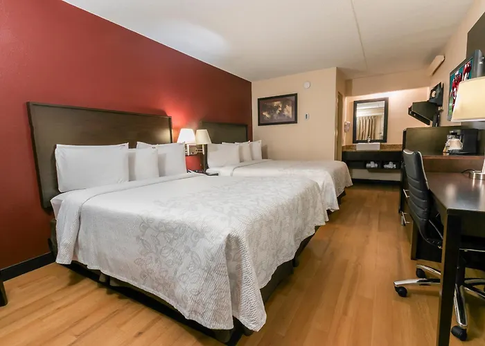 Red Roof Inn Plus+ West Springfield