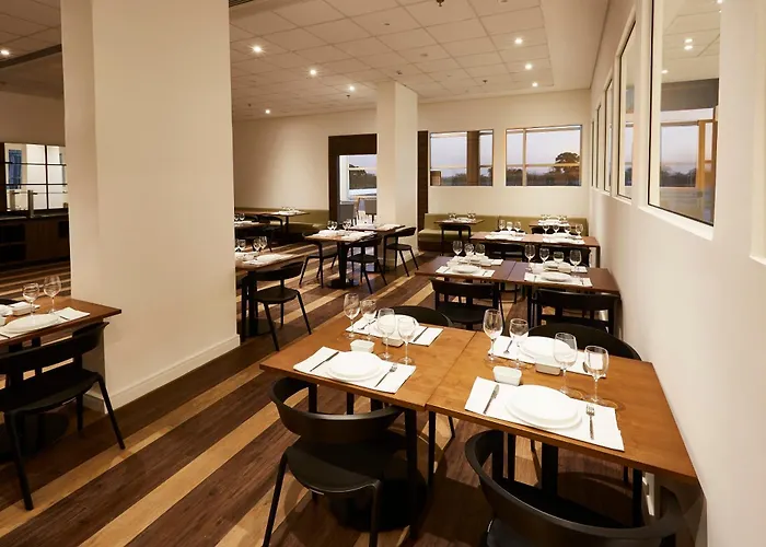 Tulip Inn Itaguaí