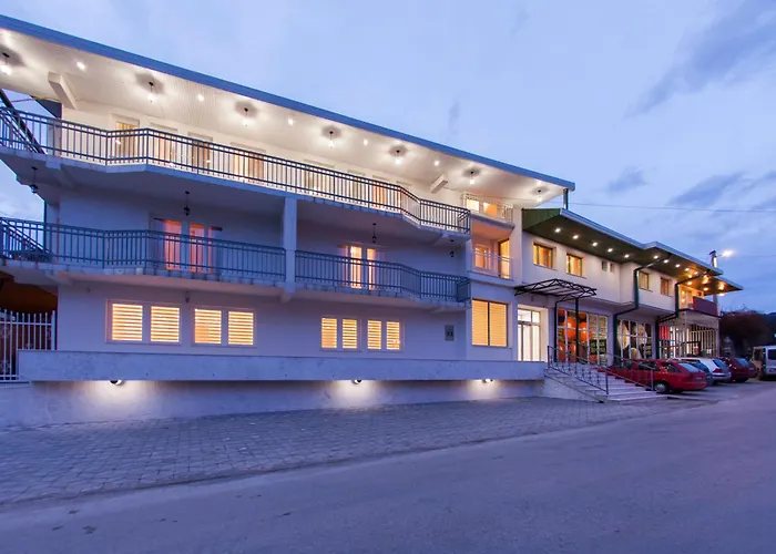 Hotel Hayat Hills