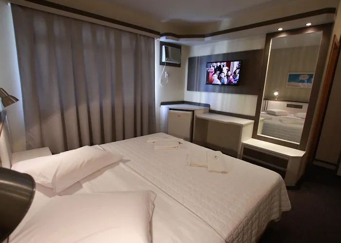 Hotel Blumenau - Balneário Camboriú