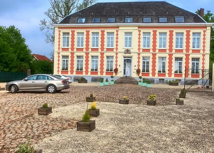 Chateau de Moulin le Comte Aire-sur-la-Lys
