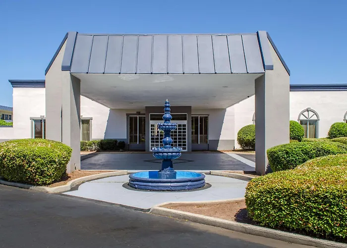 Quality Inn & Suites Laurel