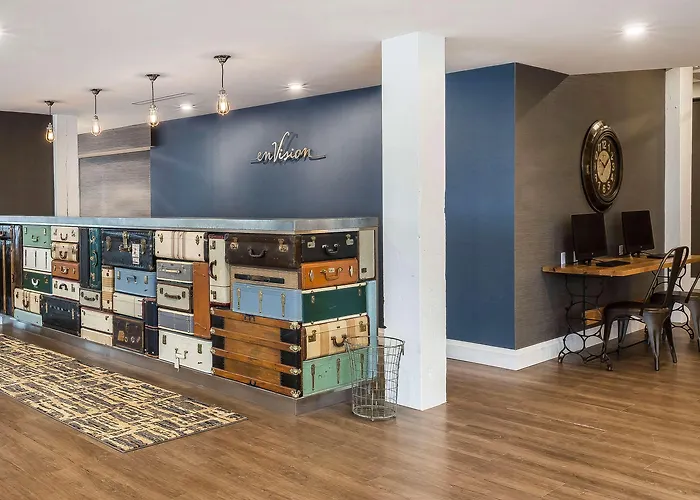 Envision Hotel Boston-Everett
