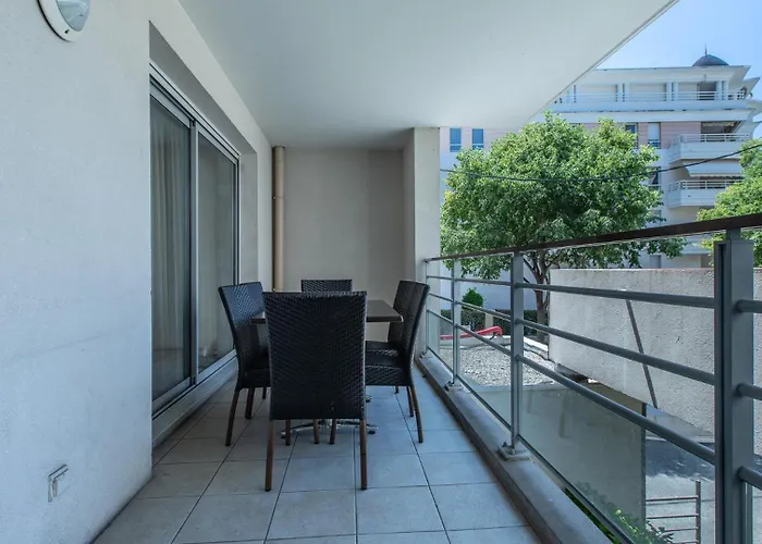 Vacancéole - Résidence Le Crystal Cagnes-sur-Mer