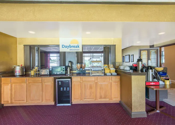 Hampton Inn By Hilton Clanton