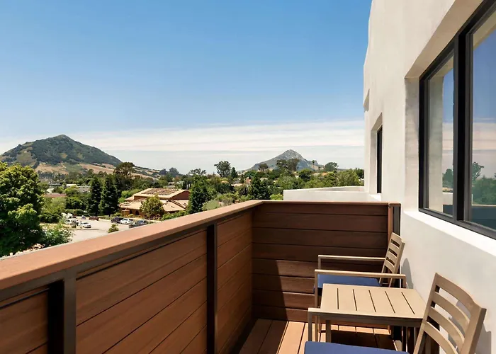 La Quinta By Wyndham San Luis Obispo Hotel