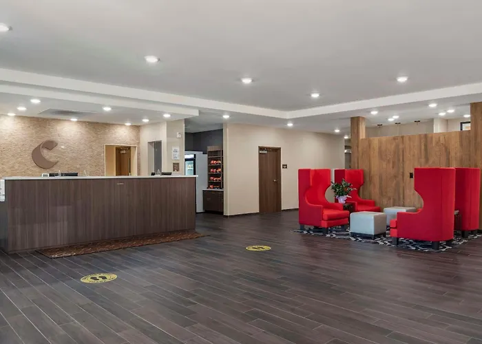Comfort Inn & Suites Downtown Near University Tuscaloosa