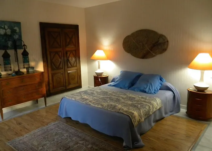 Hotel les arbousiers à Céret