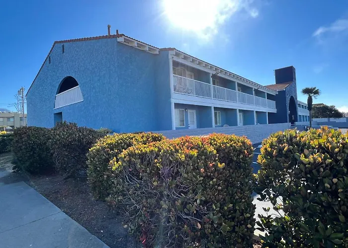 Comfort Inn Near Hearst Castle - Cambria San Simeon