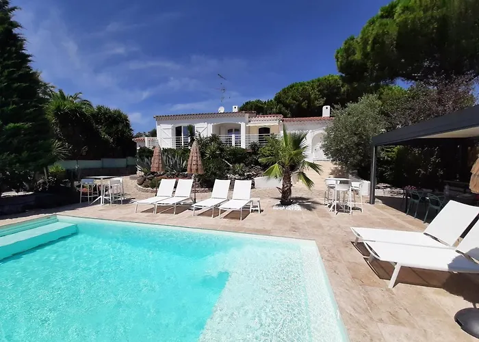 VILLA RASOA chambre miroir Agde