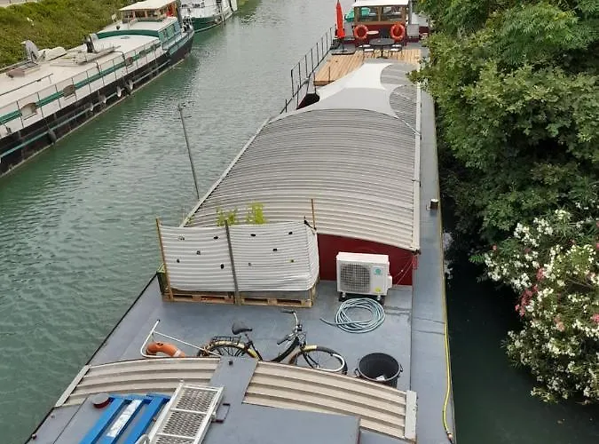 Péniche Chopine