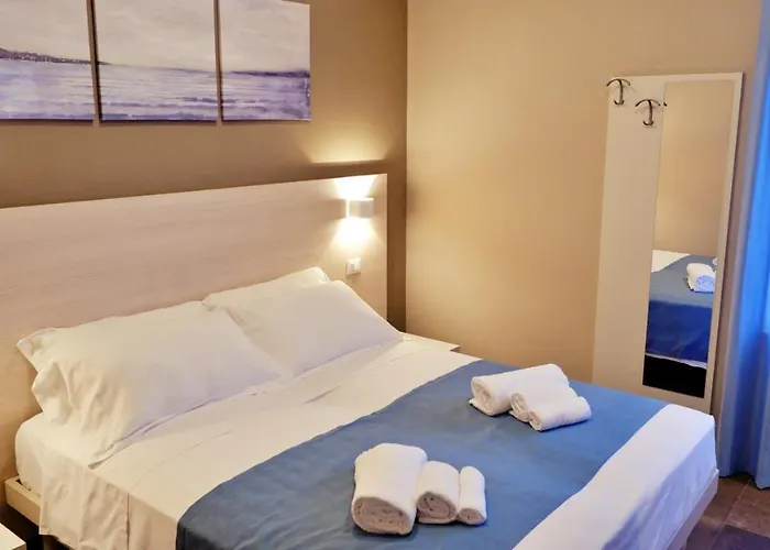 Pianomare Riviera Apartments&Rooms Imperia