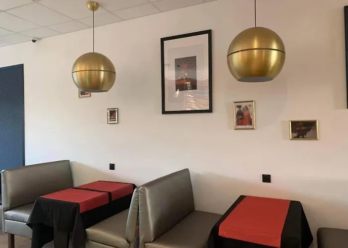 Le Patio Hotel Millau