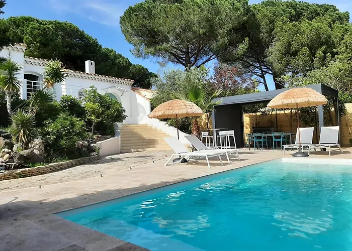 VILLA RASOA chambre LIBELLULE Agde