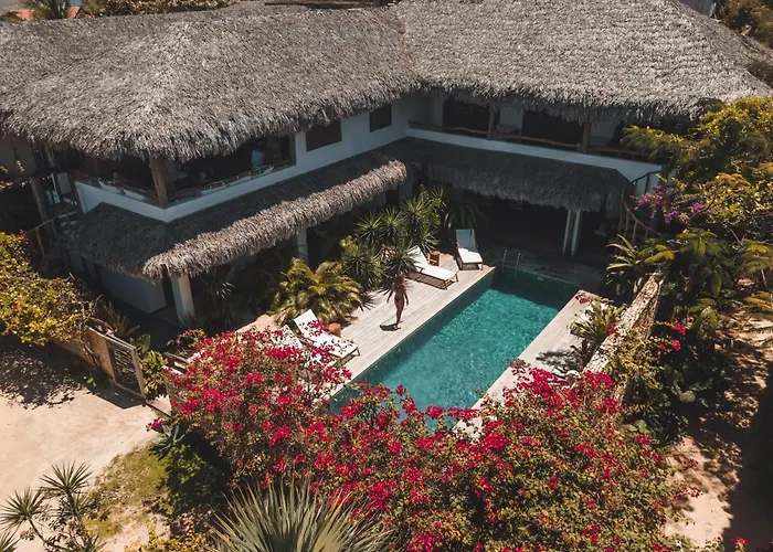 Villa Jomael - La Villa Group