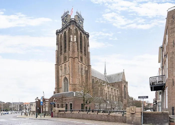 Voorstraat-Straatzicht Boven Bed and Breakfast Dordrecht