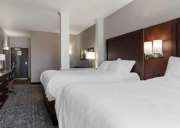 Comfort Suites Paducah Mall Area