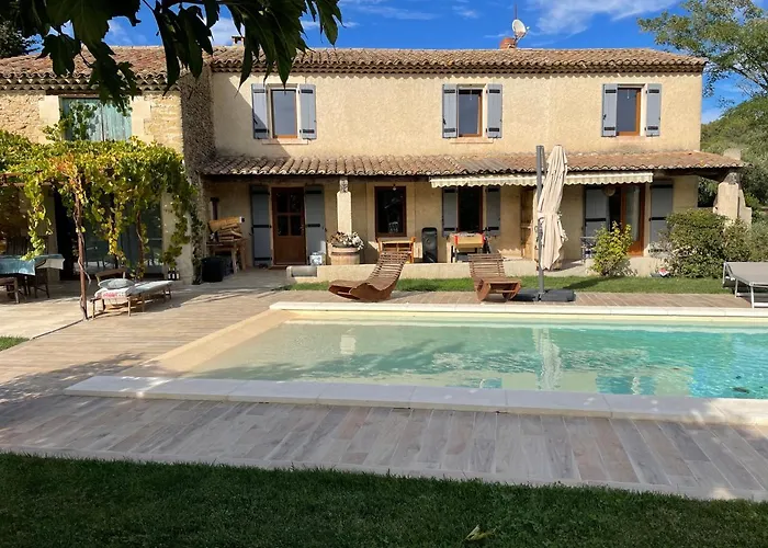 CARLIN Ferme Haute Prairie Lourmarin