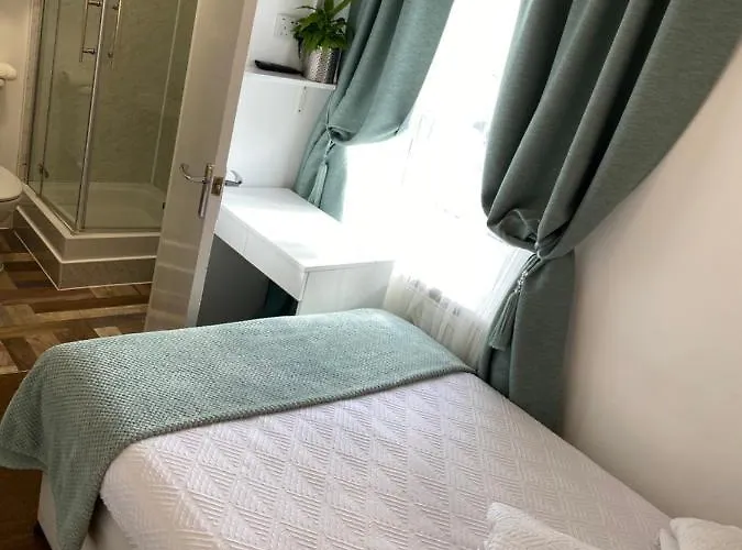 A & B Guest House Cambridge