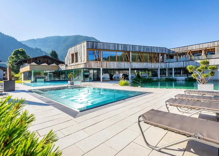 Central - Holiday Resort Flachau