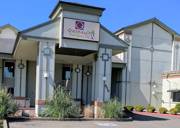 Quinault Sweet Grass Hotel