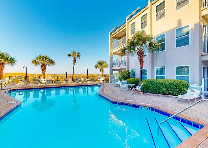 Poolside Villas #206