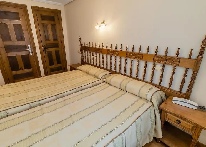 Hostal Santo Domingo de Silos