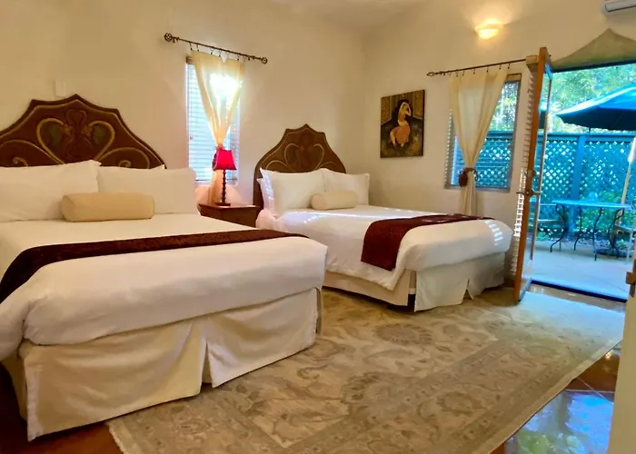 The Emerald Iguana Inn Ojai
