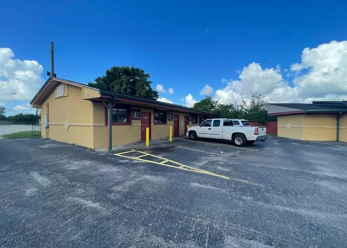 Royal Palms Motel & Rv Park New Orleans