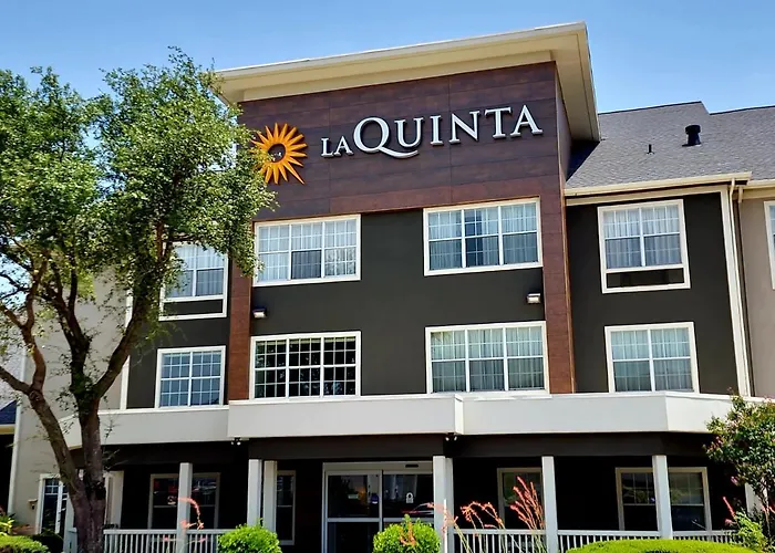 La Quinta By Wyndham Rockwall