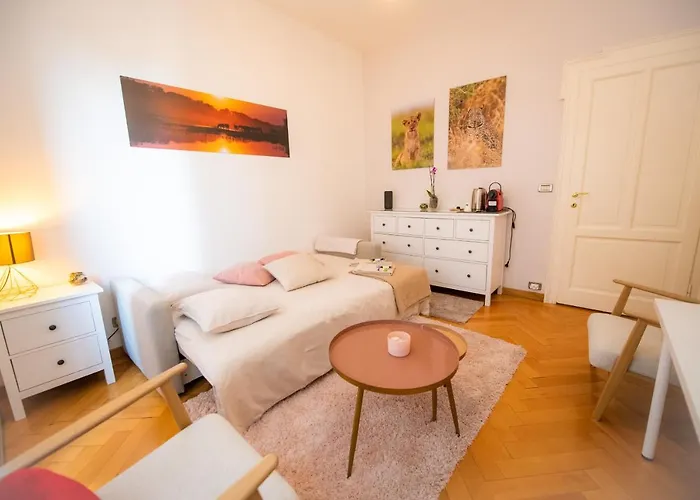 Room Eight - Your Space In The City Lugano