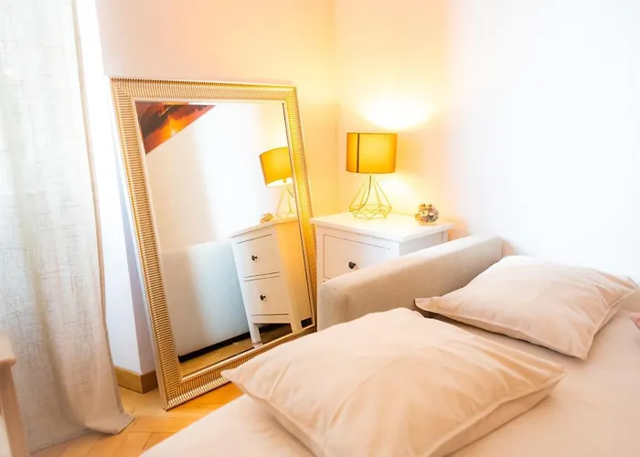 Room Eight - Your Space In The City Lugano