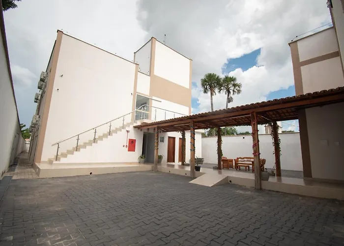 Hotel Araçás Carolina 