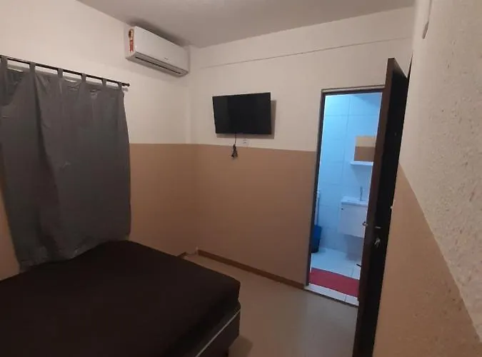 Portaria e circulação de hóspedes só até 23 horas - Reabre às 5 horas - Pousada Bem-te-vi Tompell Ponta Porã