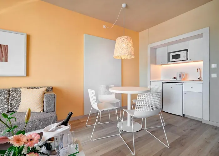 Protur Vista Badia Aparthotel Sa Coma 