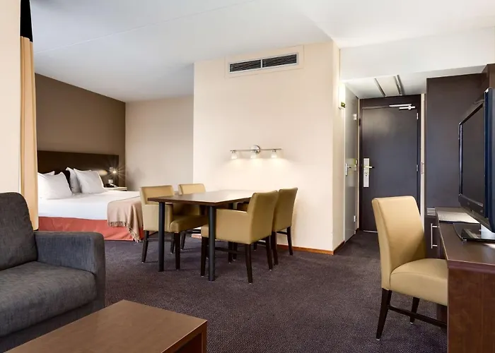 Nh Arnhem Rijnhotel