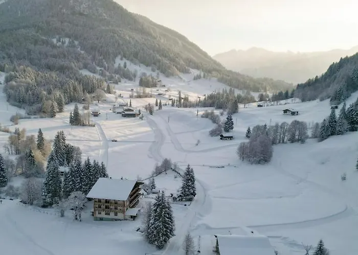 Hotels in Unken