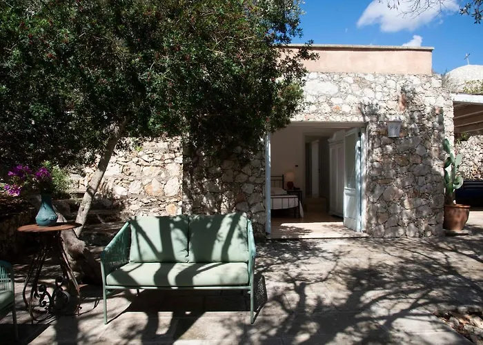 Hotel Piccolo Mondo Castro 