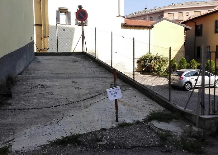 Hotel Mira
