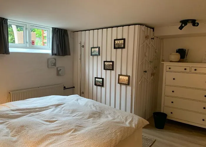 Cosy Private Room Close To Copenhagen Centre