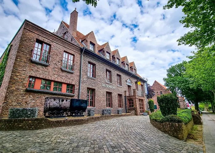 Hotel De Schacht