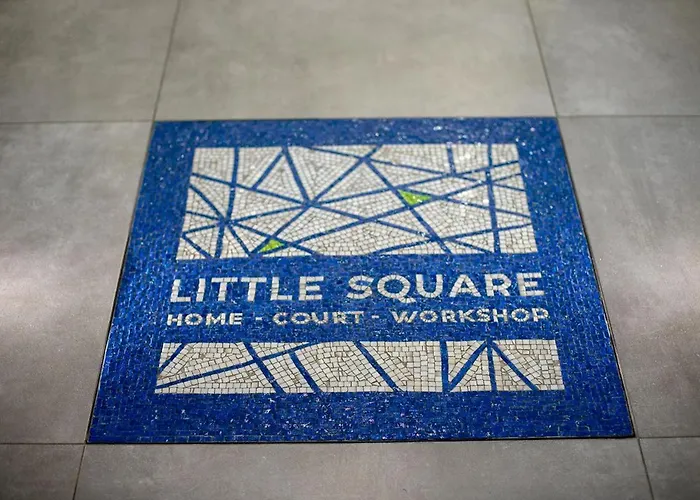 Hotel Little Square Arona