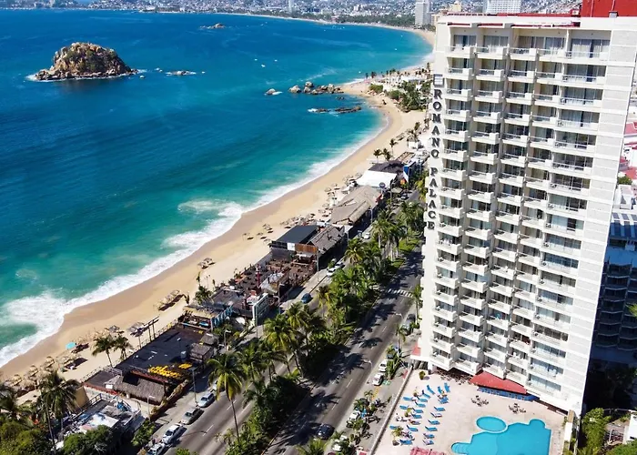 Romano Palace Acapulco