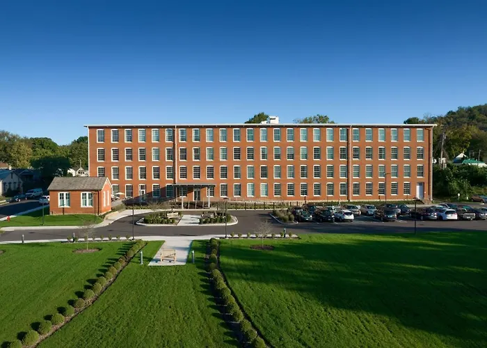 Fairfield Inn & Suites Madison Historic Eagle Cotton Mill