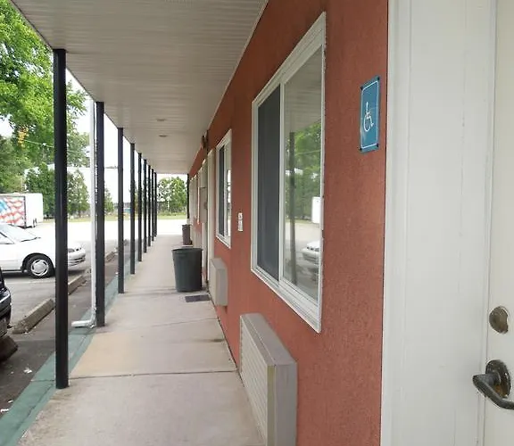 Lees Motel Edison