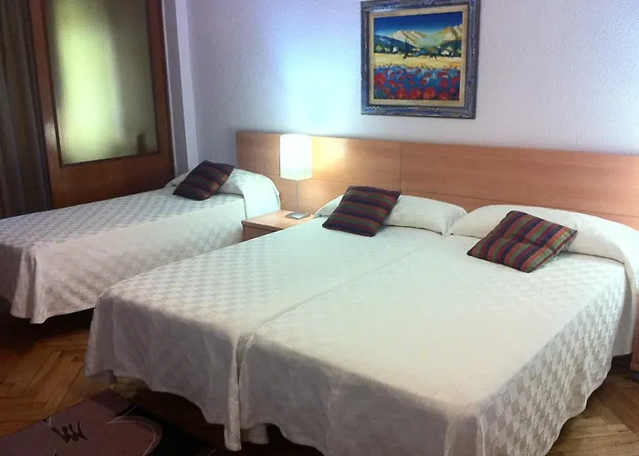 Hostal Del Carmen Santander
