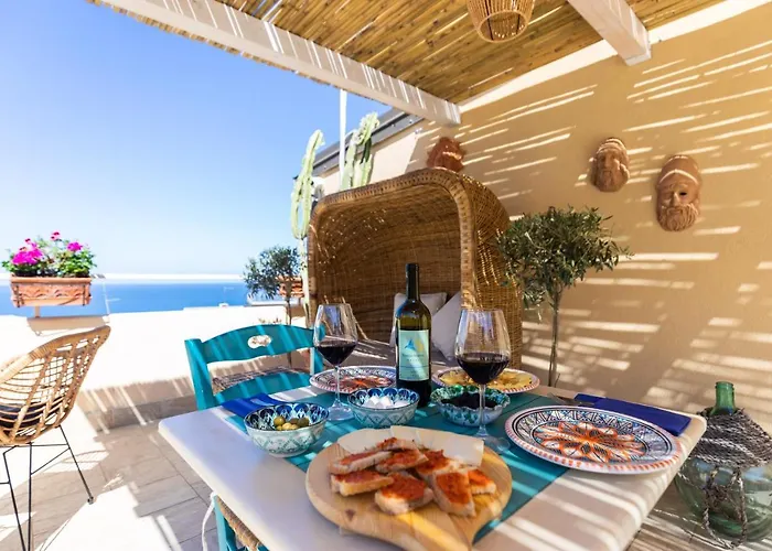 Brezza Marina Acomodação com café da manhã Tropea