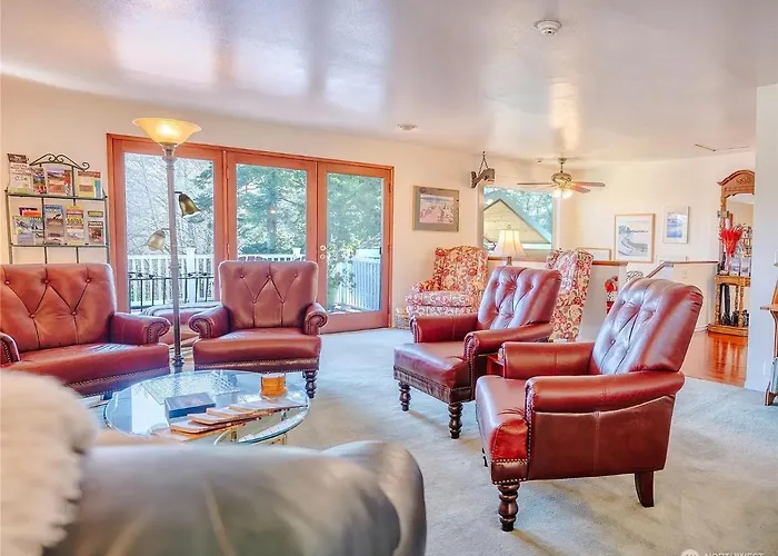 Hillside House Bed And Breakfast